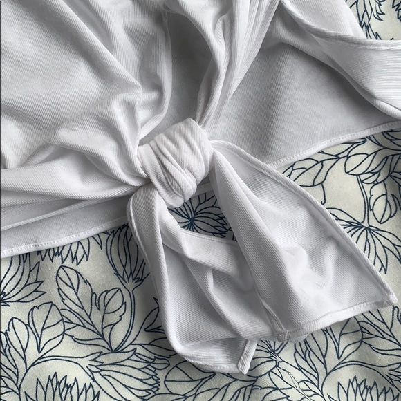 NWT Theory Serah K White Long Sleeve Side Tie Top - Picture 5 of 6